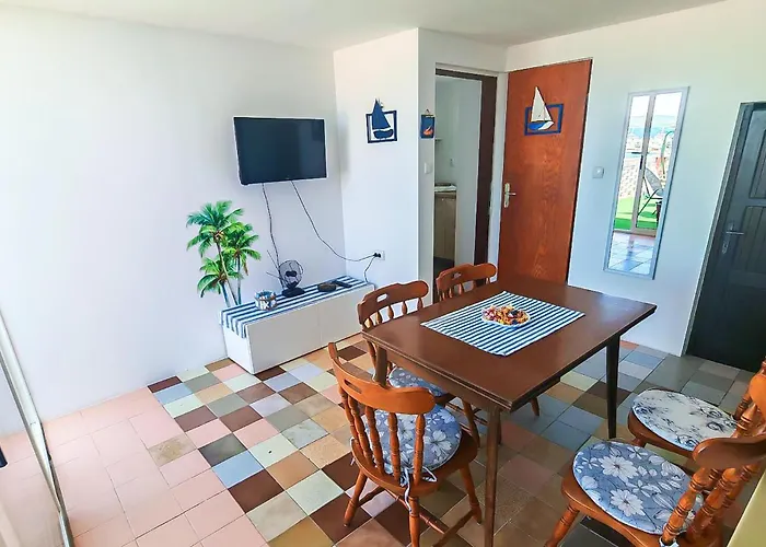 Awesome In With House Sea View טקון
