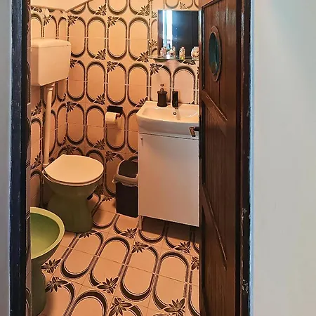 Awesome In With House Sea View טקון