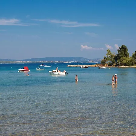 Awesome In With House Sea View 아파트