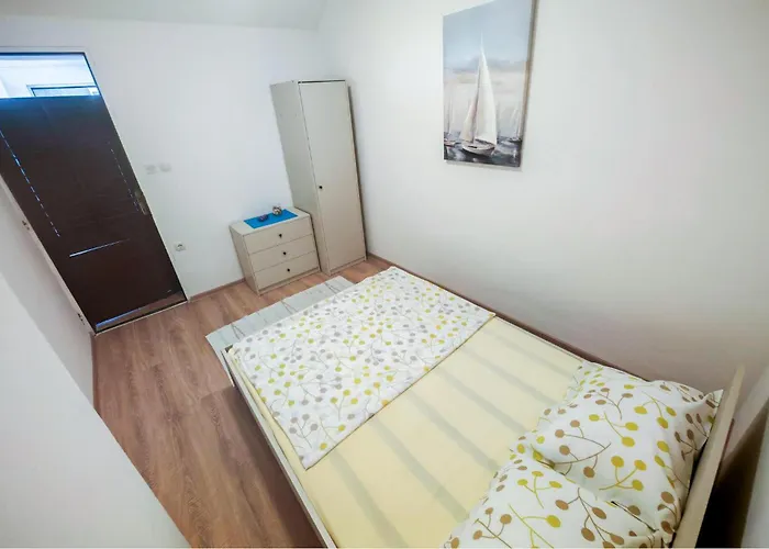 아파트 Awesome In With House Sea View