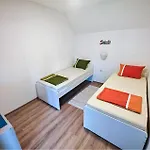 Awesome In With House Sea View 트콘