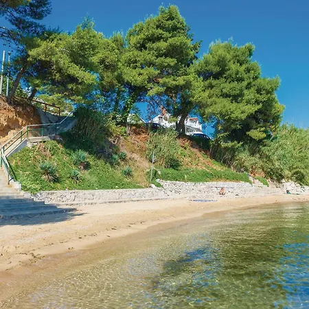 شقة Awesome In With House Sea View