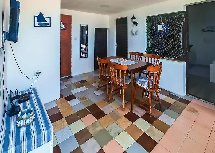 شقة Awesome In With House Sea View