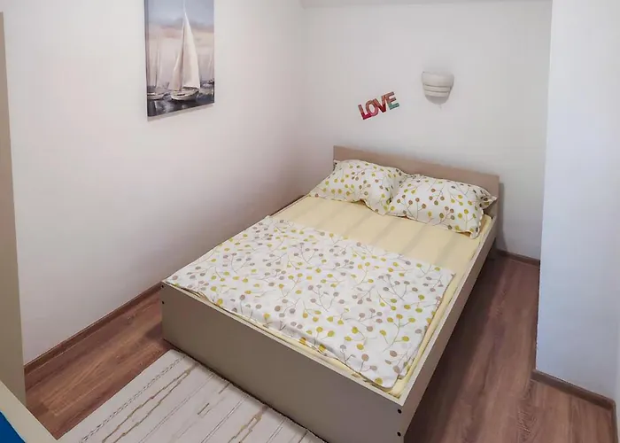 Appartamento Awesome In With House Sea View Tkon