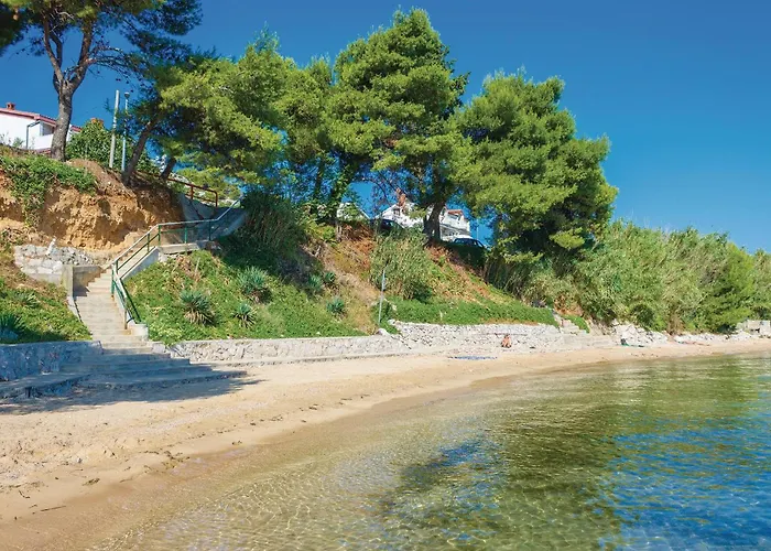 شقة Awesome In With House Sea View